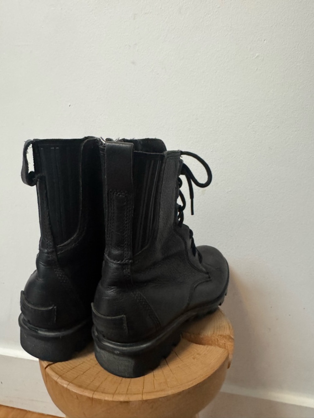 SORELS Phoenix Black Leather Combat Lace-Up Boots size 7 - Picture 6 of 16